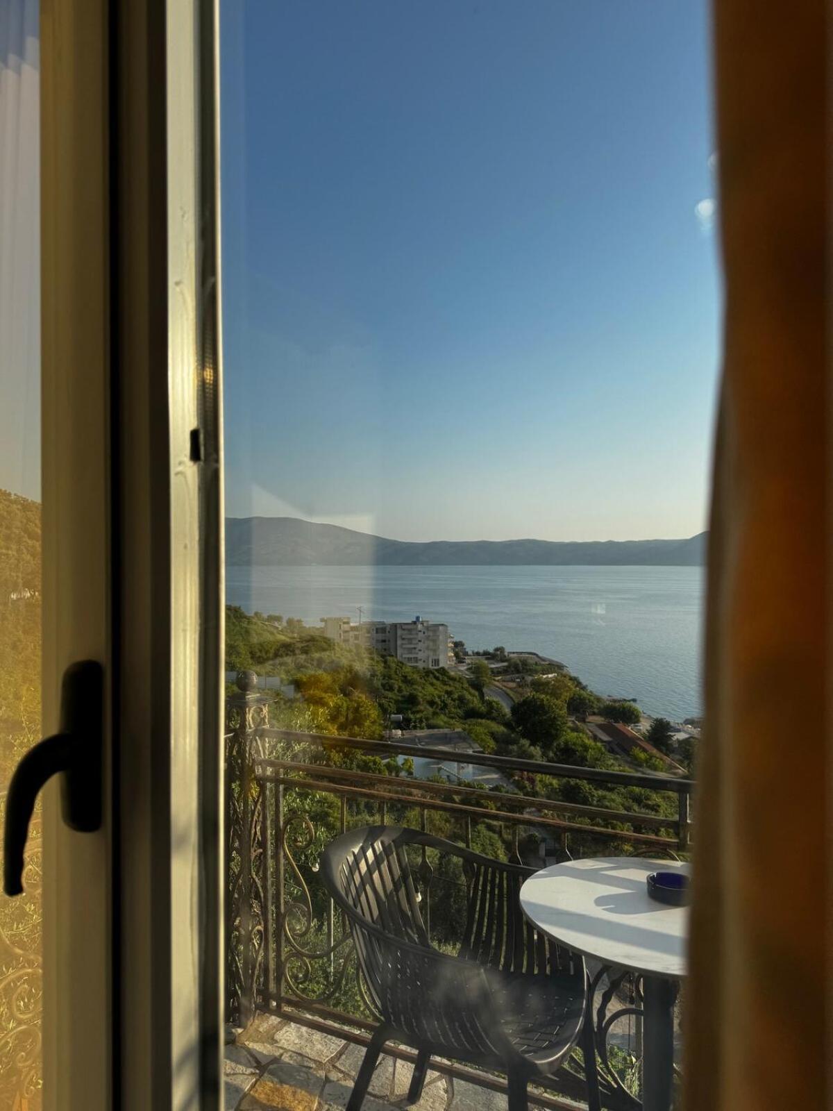 Premium Jonufer Vlorë